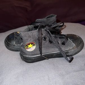 Yellow n Black Converses